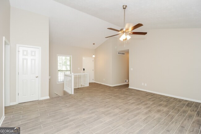 Building Photo - 2685 Springside Ct