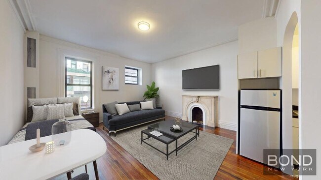 Primary Photo - 39 E 65th St