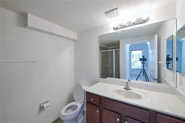 Building Photo - 9365 SW 171st Ct