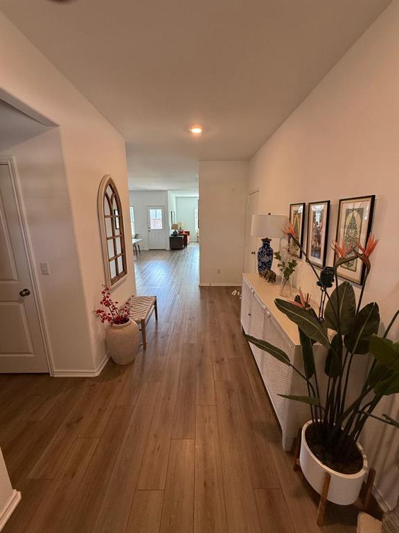 Building Photo - 380 Mendoza