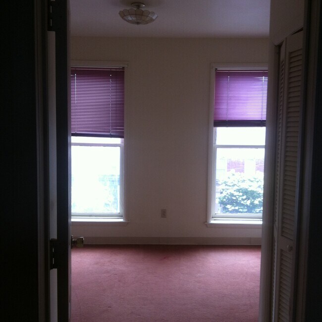 apt 1 - 9 Market Street