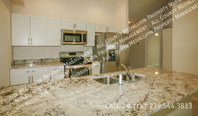 Building Photo - 1309 SE 8th Pl