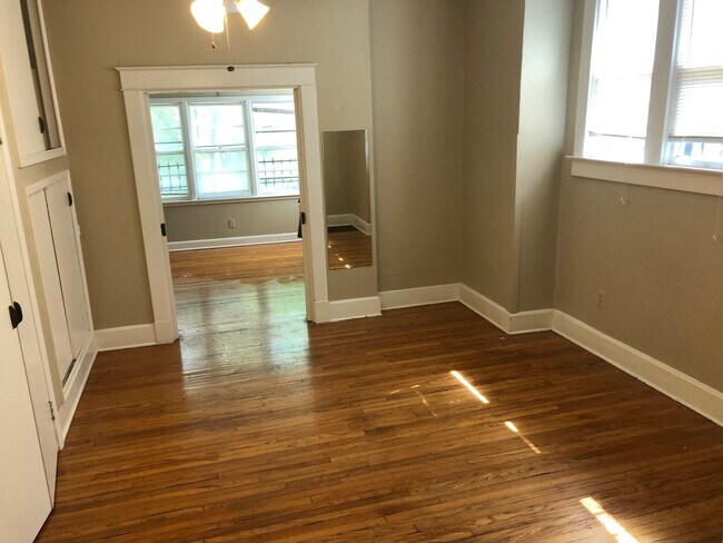 Building Photo - 1442 Vance Ave