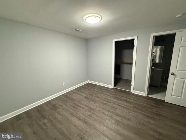 Building Photo - 3965 Pepperidge Ct