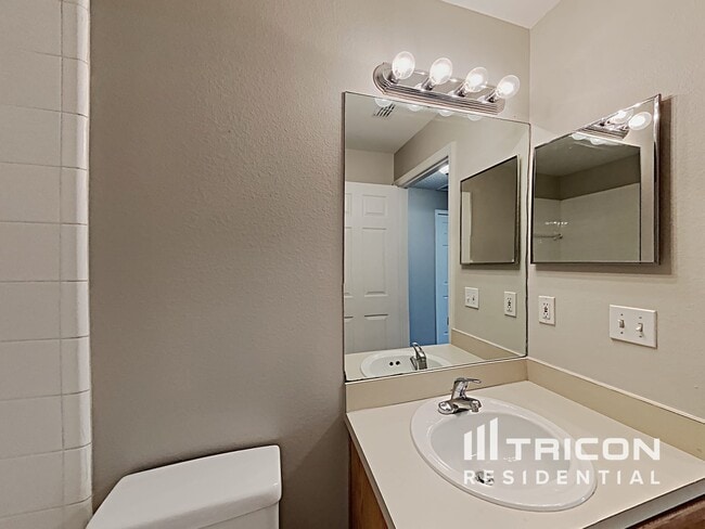 Building Photo - 1576 Palmstone Dr