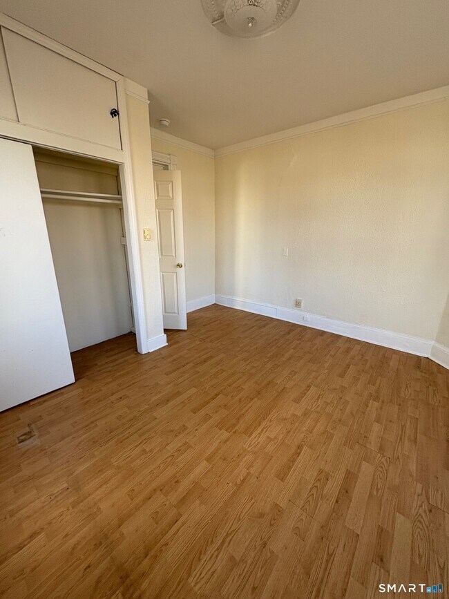 Building Photo - 55 Beaver Brook Rd