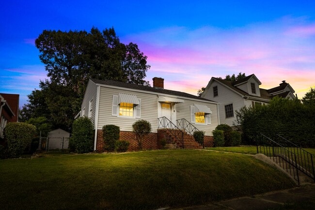 Primary Photo - Charming 3 Bedroom 2 Bathroom Bungalow