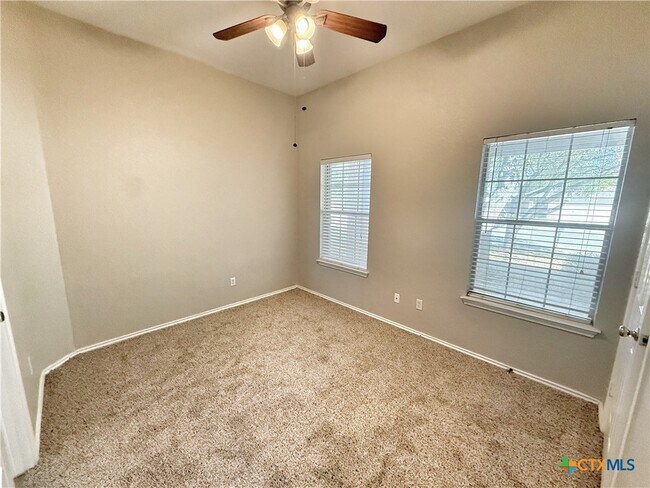 Building Photo - 2254 Hidden Meadow