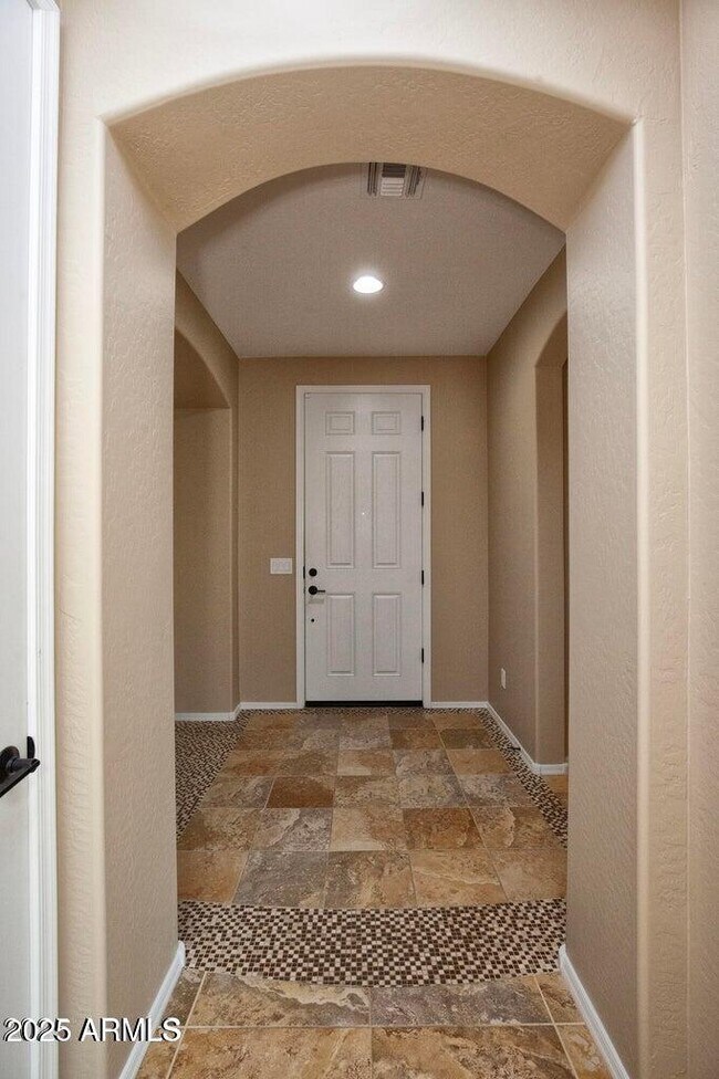 Building Photo - 21883 N 263rd Dr