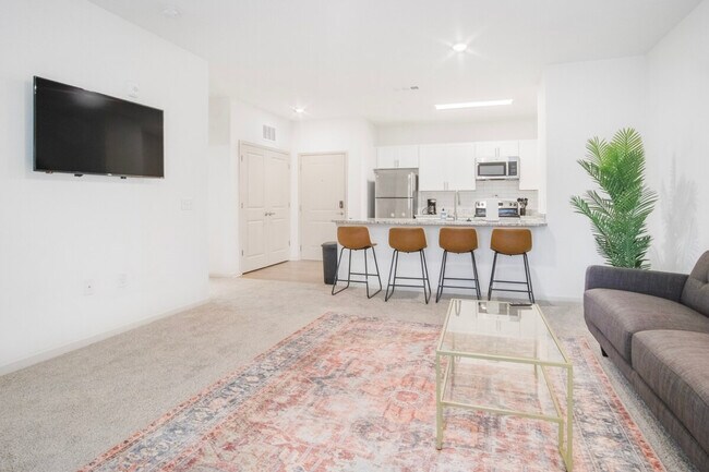 Building Photo - 8359 Coventry Ct