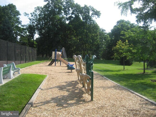 Building Photo - 50 Ramsgate Ct