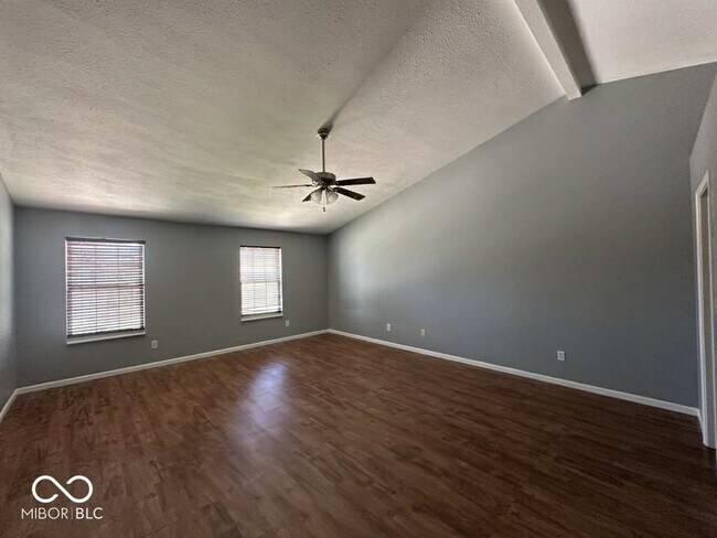 Building Photo - 6903 Governors Pointe Blvd