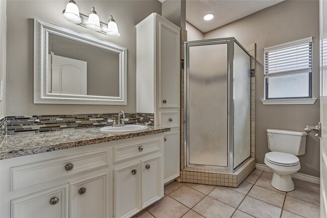 Building Photo - 13707 Fountainview Dr
