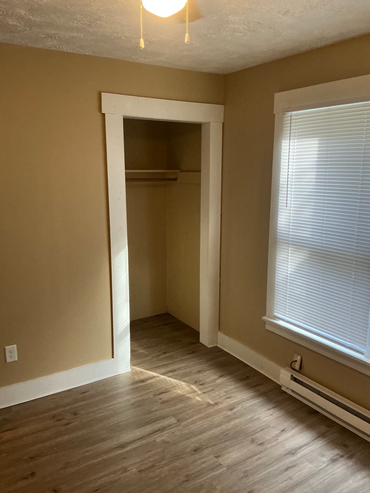 Building Photo - 1524 N E St