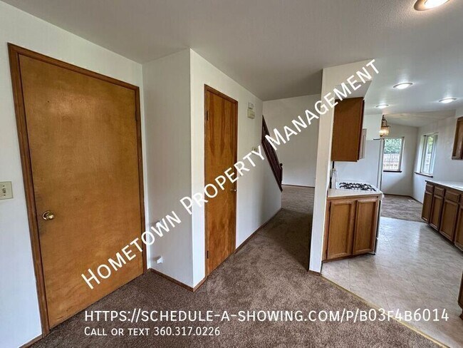 Building Photo - 1800 Lebanon St SE