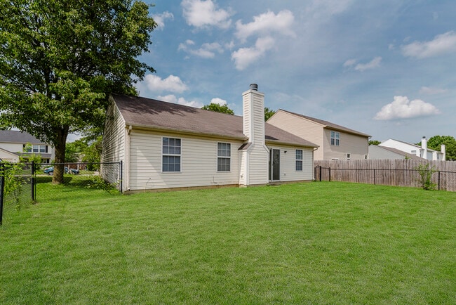 Building Photo - Brownsburg Schools and a Fenced In Backyard!!