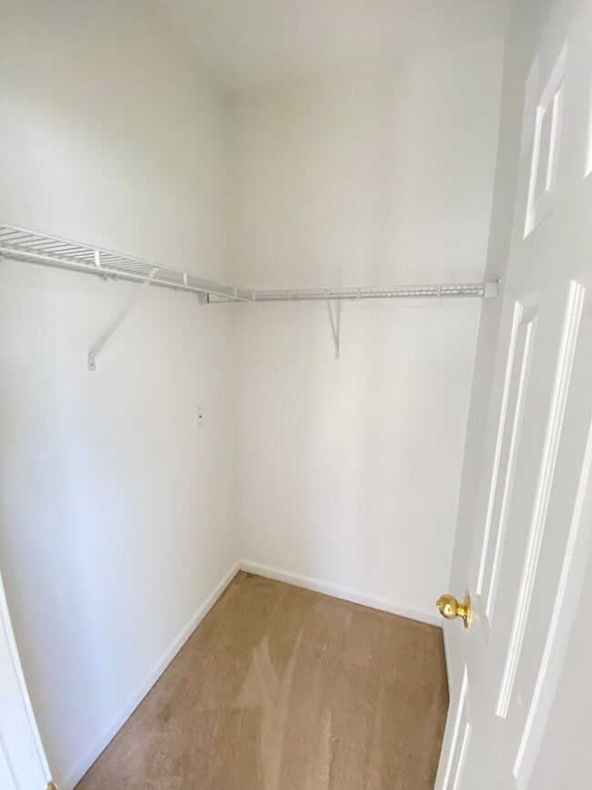 Building Photo - Three Bedroom Townhome In Caldwell Station With primary Bedroom On Main