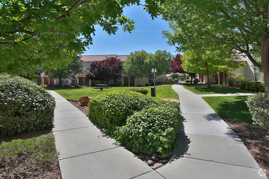 Lifestyles at Pellicano 12220 Pellicano Dr El Paso TX 79936