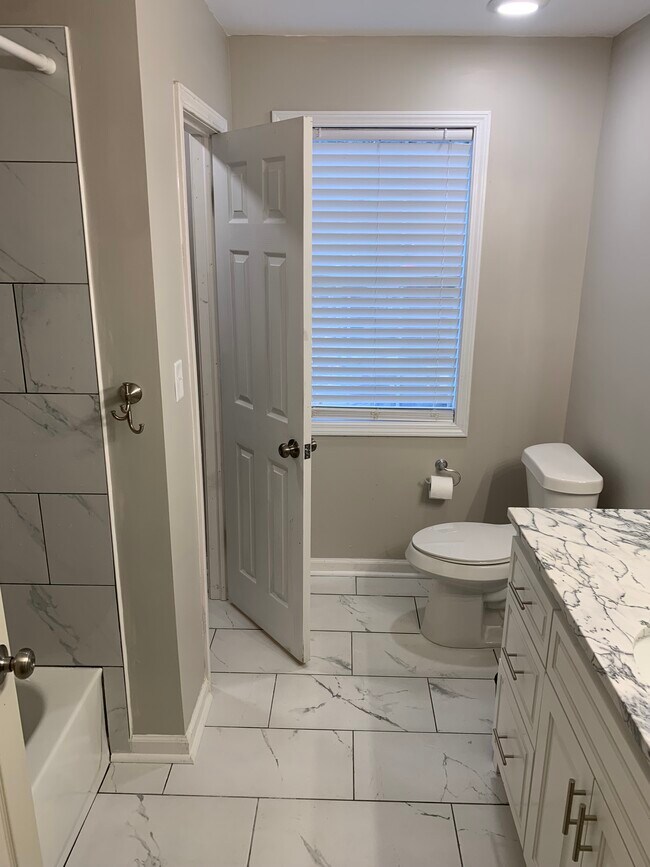 Bedroom 1 bathroom - 1713 Burney Branch Dr