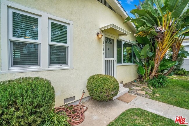 Building Photo - 1542 Harvard St