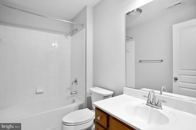Building Photo - 8871 Purple Iris Ln