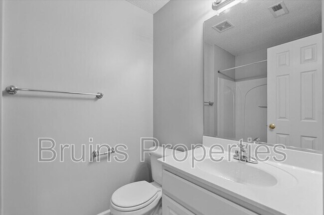 Building Photo - 6113 Hedgecock Cir