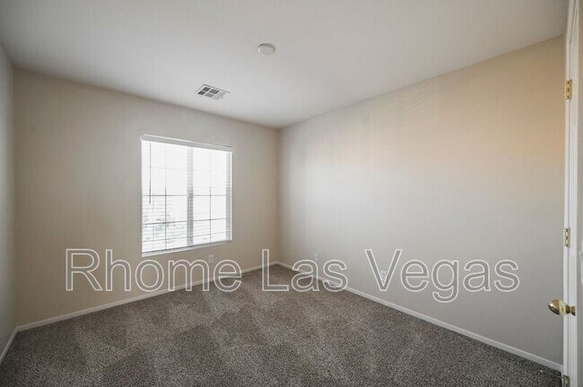 Building Photo - 4599 Deer Forest Ave