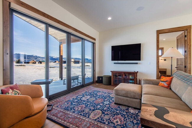 Building Photo - 339 Wild Cat Canyon Loop