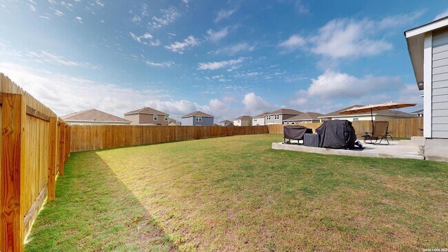 Building Photo - 5814 Lilac Lndg