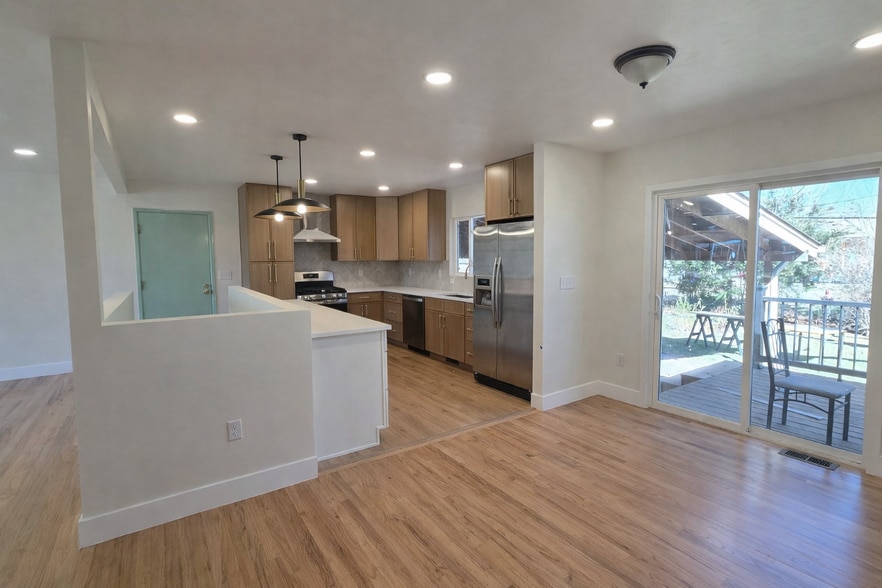 Building Photo - 2934 S Zurich Ct