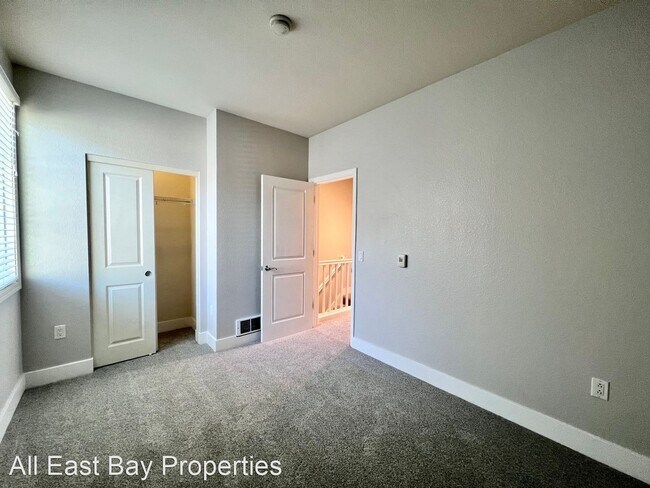 Building Photo - 2 br, 1 bath House - 1535 Brunswig Lane