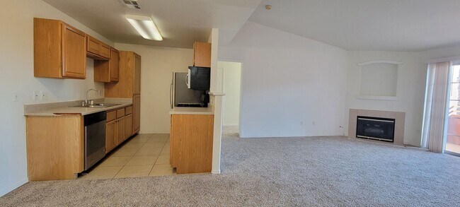 Building Photo - $500 OFF MOVE-IN! 2 Bedroom Condo near Air...