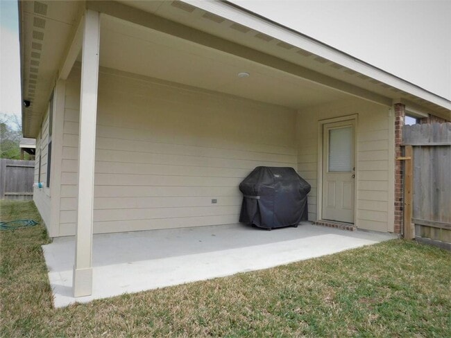 Building Photo - 9411 Paloma Creek Dr