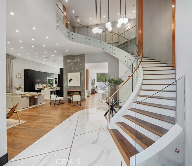 Building Photo - 5535 Shirley Ave