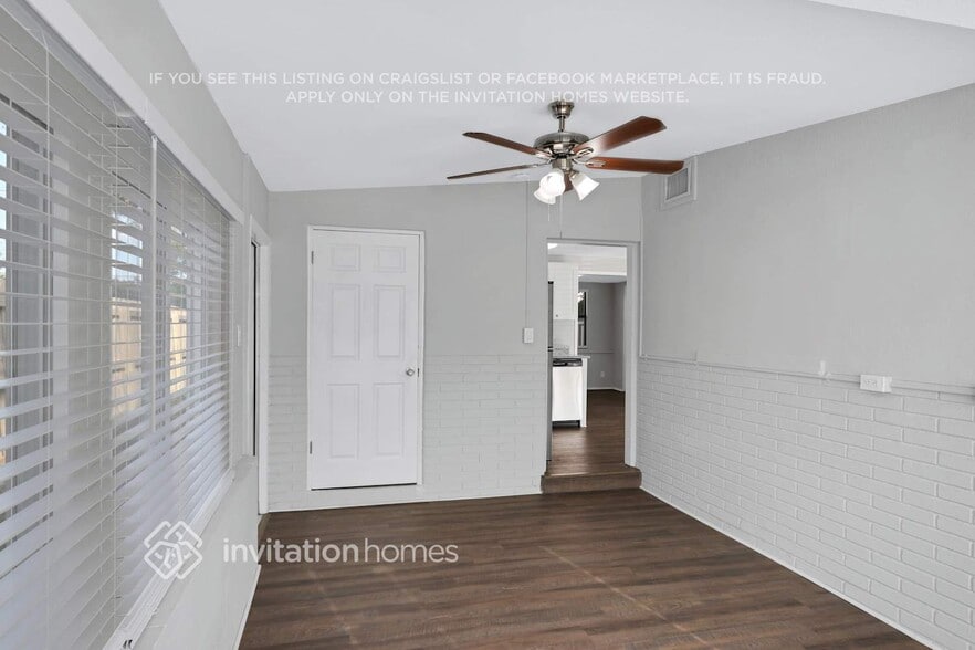 Building Photo - 11630 106th St