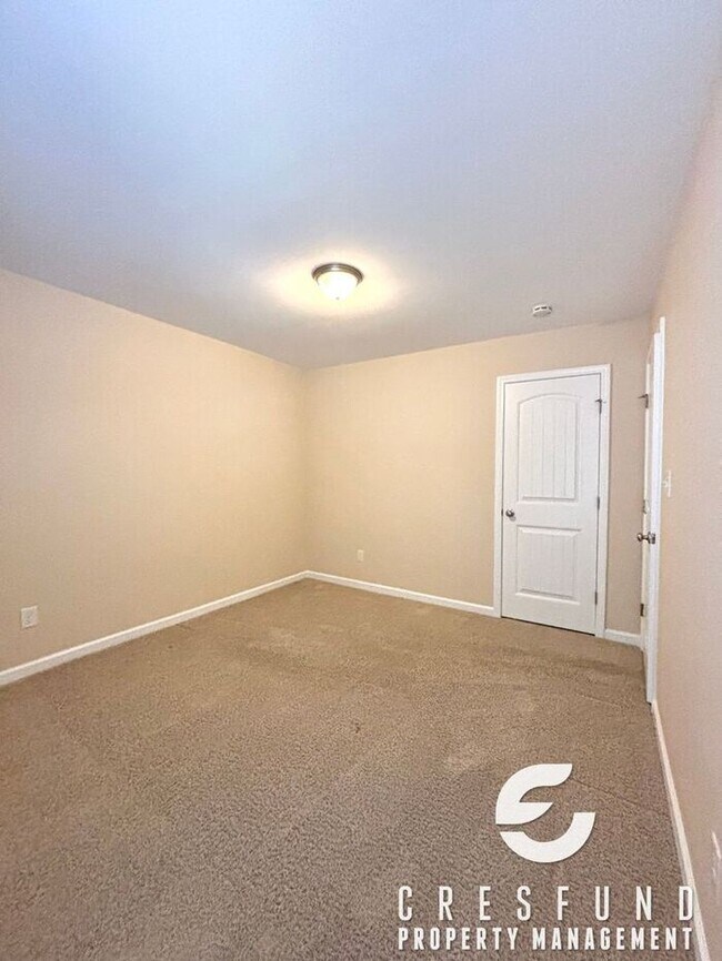 Building Photo - Raeford Retreat Minutes from Fort Bragg - AVAILABLE FOR MOVE IN NOW!