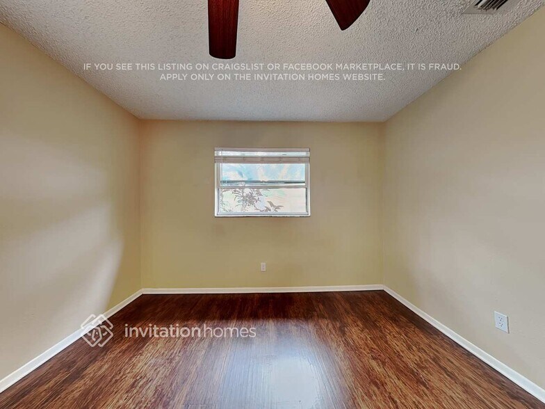 Building Photo - 1752 Thames St