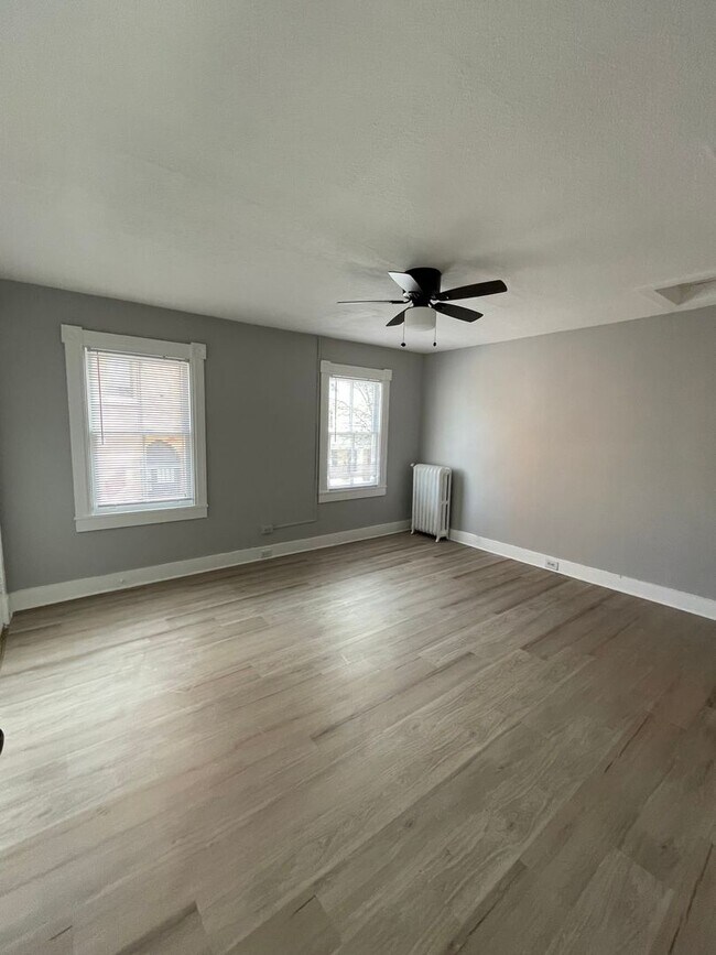 Building Photo - Small pets are welcome with an additional deposit and monthly pet rent.