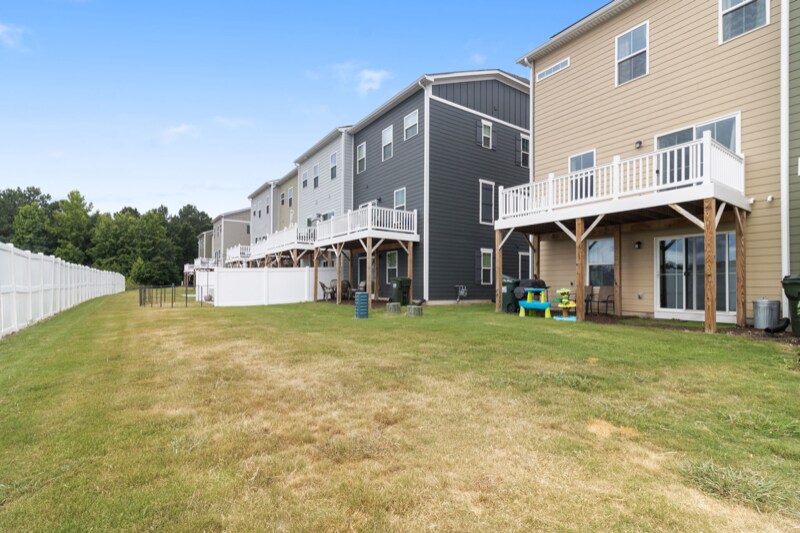 Building Photo - 1011 Gabion Wy