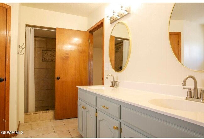 Building Photo - 1809 Pueblo Alegre Dr