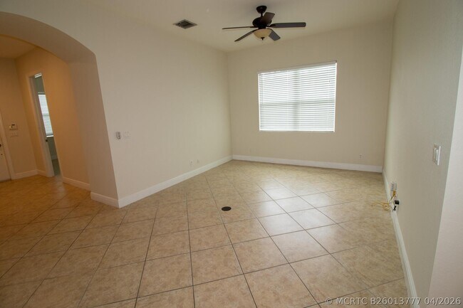 Building Photo - 8253 NW 118th Way