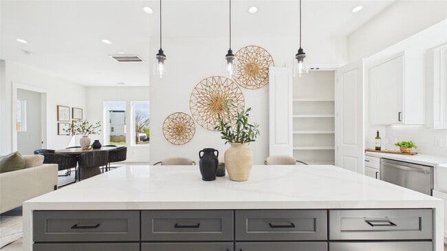 Building Photo - 2417 Harrington St