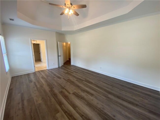 Building Photo - 805 Doe Hill Ln
