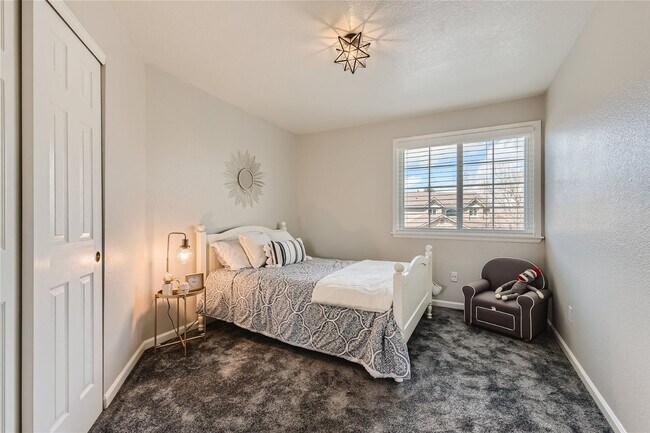 Building Photo - Beautifully Updated 3-Bedroom Home with Finished Basement in Gunbarrel