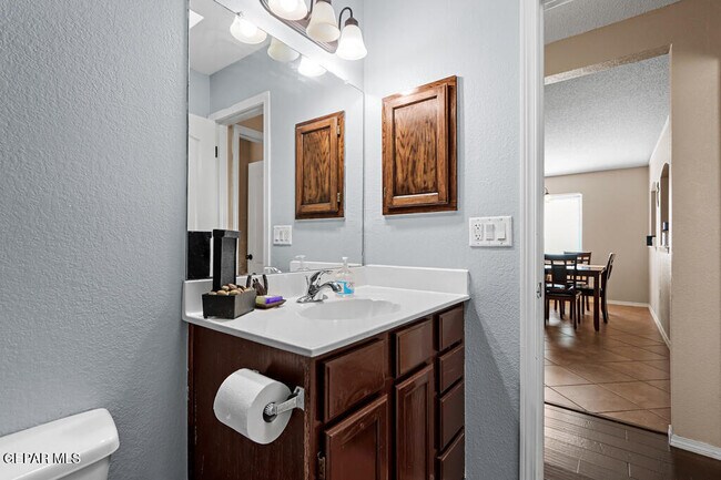 Building Photo - 14413 Desert Sage Dr