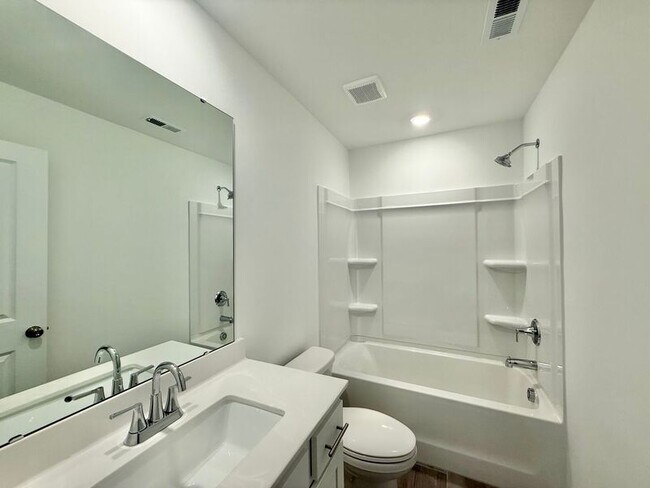 Building Photo - 3111 Allamore Dr