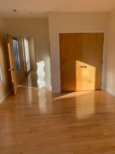 Building Photo - 24 Bay State Rd