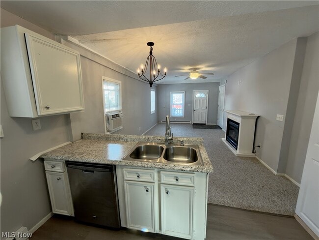 Building Photo - 142 1/2 Beaver Ct