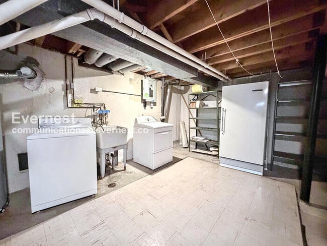 Building Photo - 29518 Walker Dr