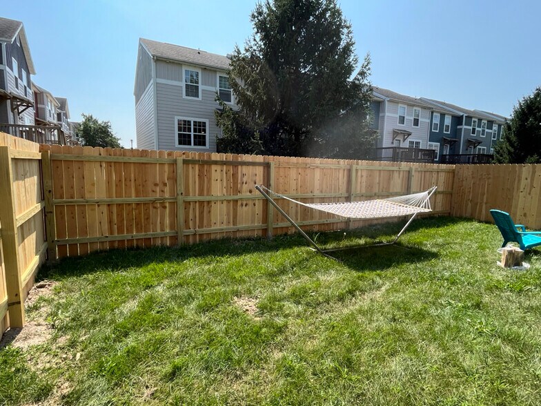 Building Photo - 2007 Halyard Ln